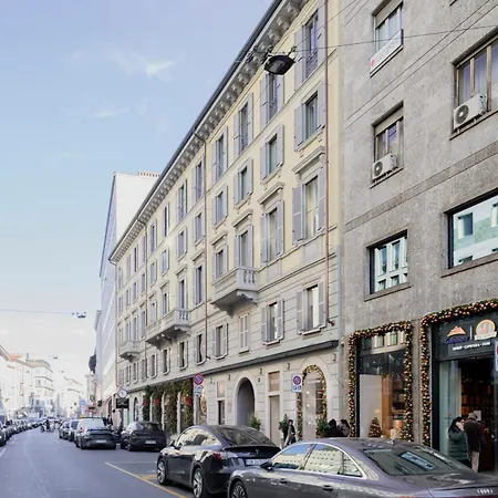 Easylife - Milano - Corso Venezia 6 - San Babila-3